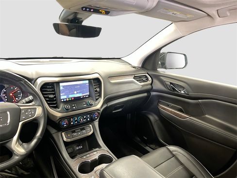 Used 2022 GMC Acadia Denali w/ Denali Ultimate Package image 25