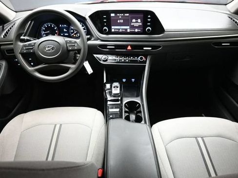Used 2021 Hyundai Sonata SE w/ Cargo Package FWD image 10