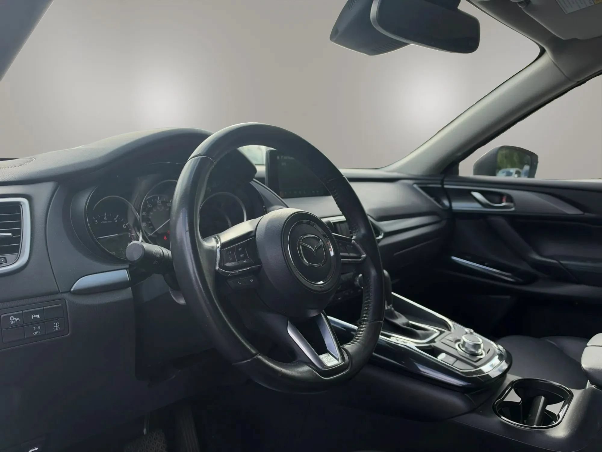 Used 2017 MAZDA CX-9 Touring AWD/4WD image 18