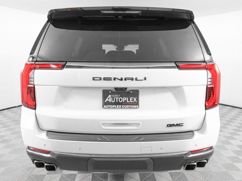 Used 2026 GMC Yukon Denali Ultimate image 6