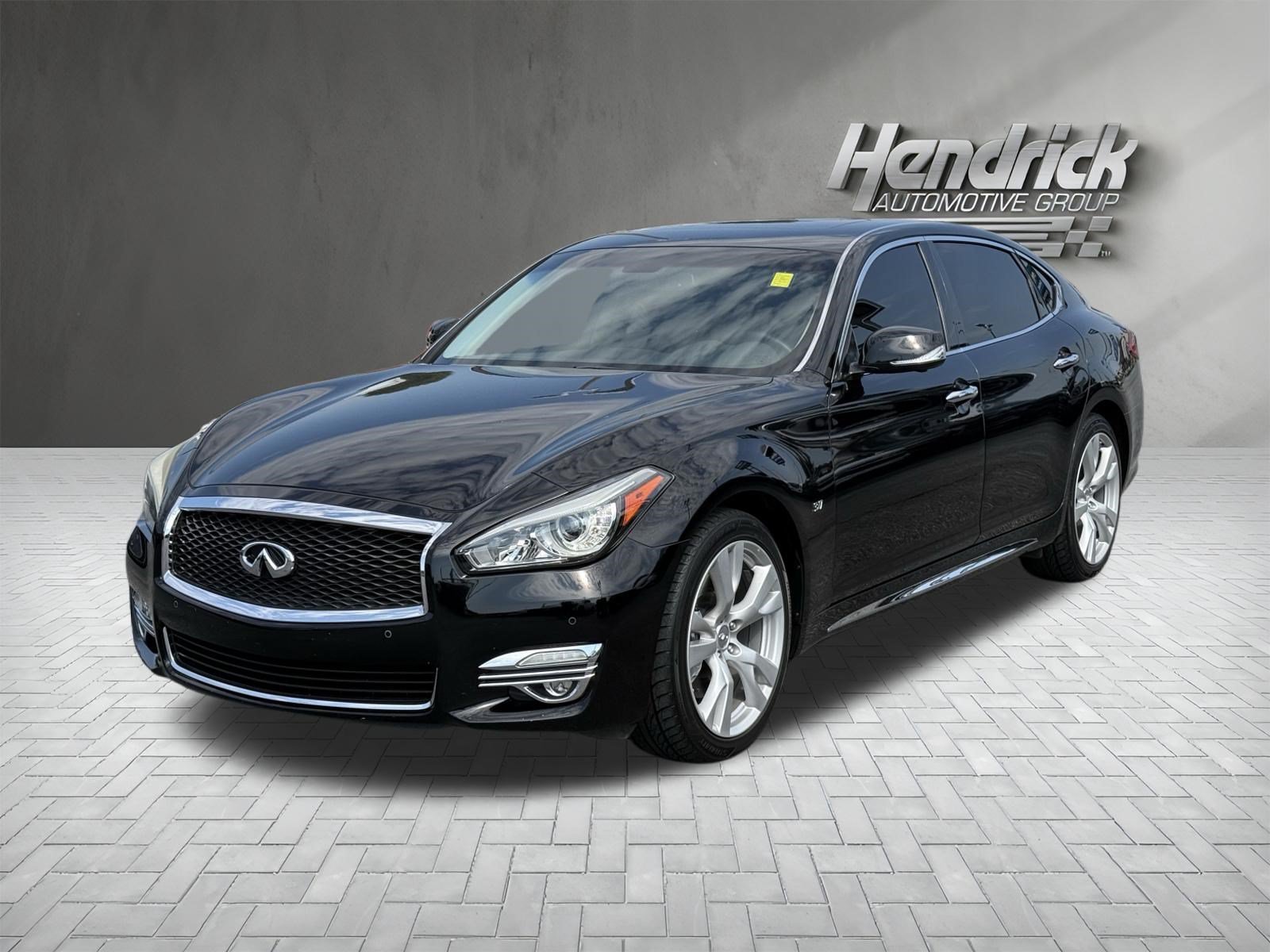 Used 2018 INFINITI Q70 L 3.7 w/ Sensory Package RWD image 5