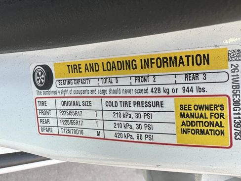 Used 2016 Chevrolet Impala LT image 25