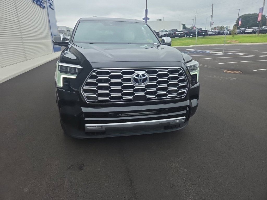 Used 2024 Toyota Sequoia Capstone AWD/4WD image 2