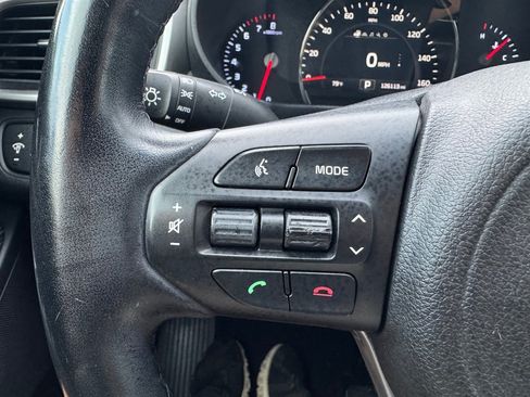 Used 2017 Kia Sorento FWD w/ LX Convenience Package image 13