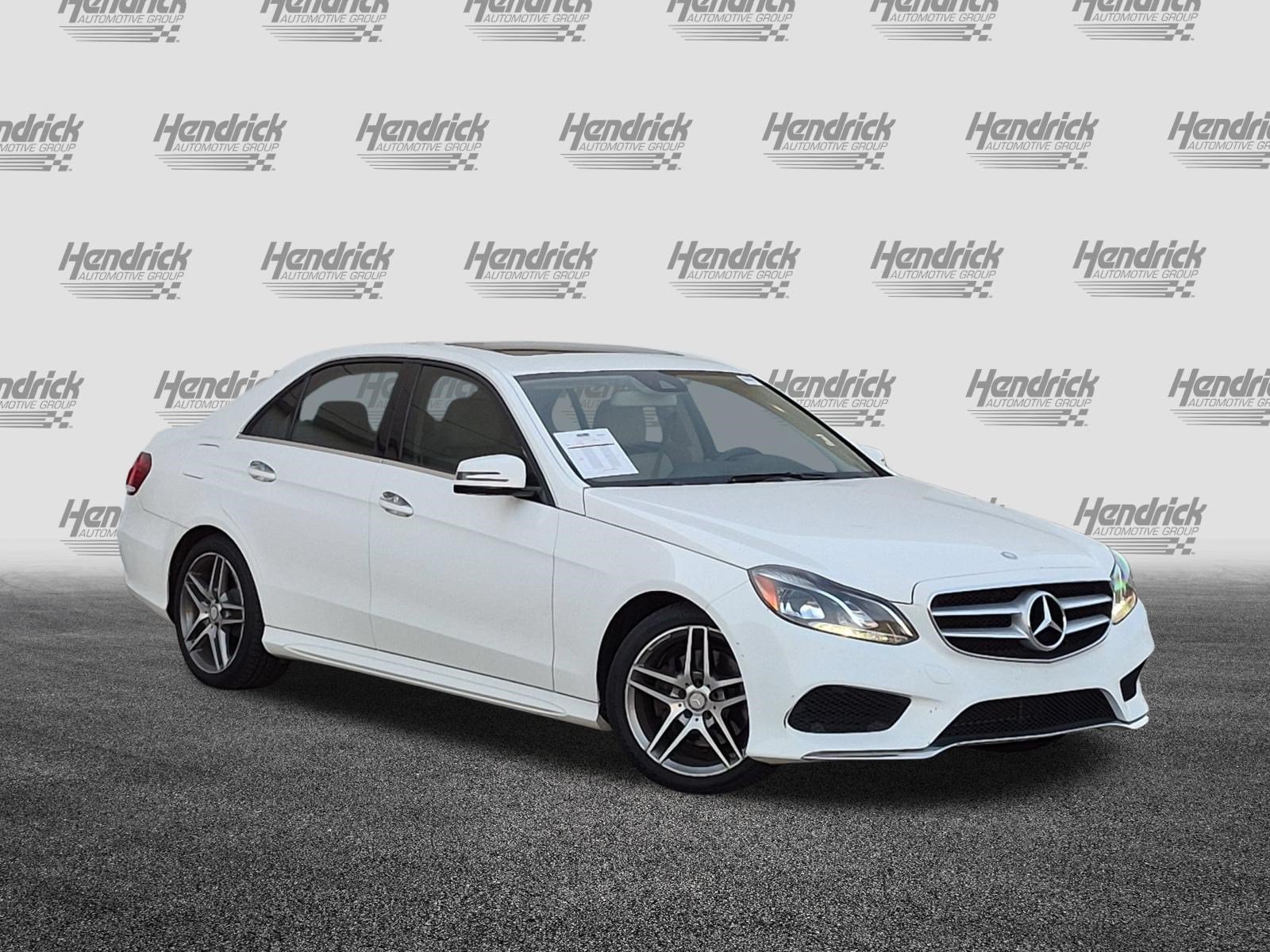 Used 2015 Mercedes-Benz E 350 4MATIC Sedan image 2