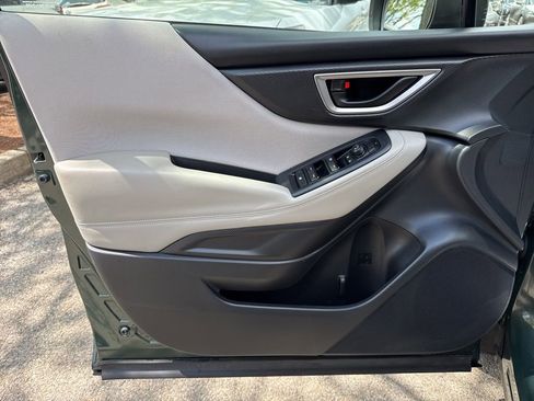 Used 2024 Subaru Forester AWD/4WD image 21