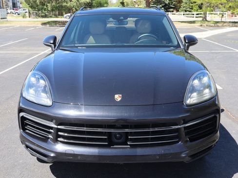 Used 2019 Porsche Cayenne S AWD/4WD image 12
