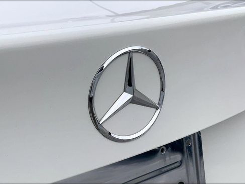 Used 2014 Mercedes-Benz CLA 250 image 32