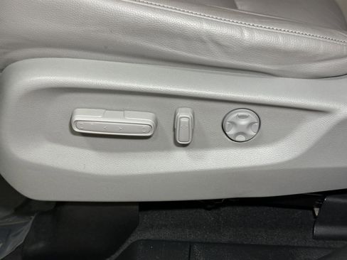 Certified 2024 Honda Odyssey Touring image 23