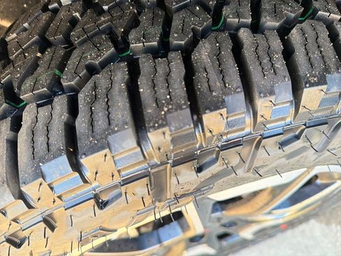 New 2026 Jeep Compass Trailhawk image 28