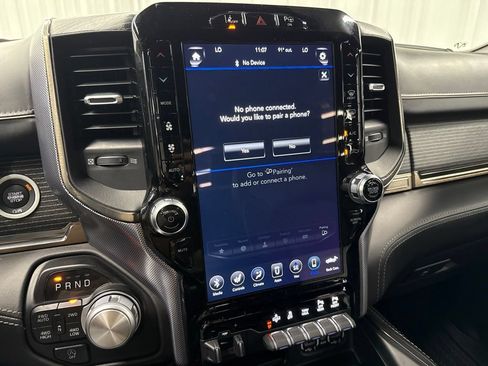 Used 2020 RAM 1500 Limited w/ Black Appearance Package AWD/4WD image 24