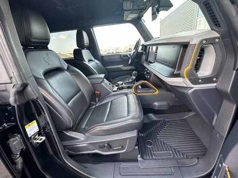 Used 2022 Ford Bronco Badlands image 15