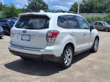 Used 2017 Subaru Forester 2.5i Touring image 4