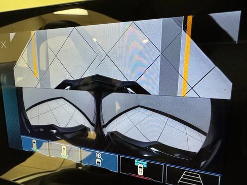 Used 2024 Chevrolet Corvette Stingray w/ Z51 Performance Package image 18