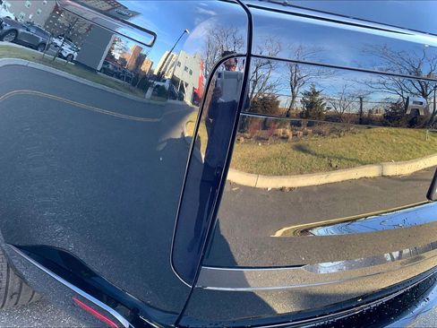 New 2026 Land Rover Range Rover SE image 14