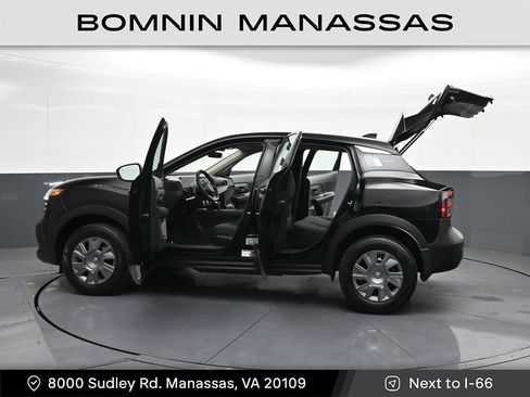 Used 2026 Nissan Kicks S image 38