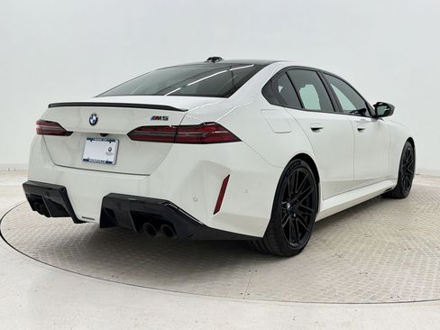 Certified 2025 BMW M5 w/ Carbon Package AWD/4WD image 9
