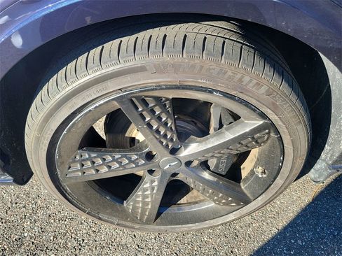 Used 2025 Genesis GV70 3.5T Sport w/ Sport Advanced Package image 5