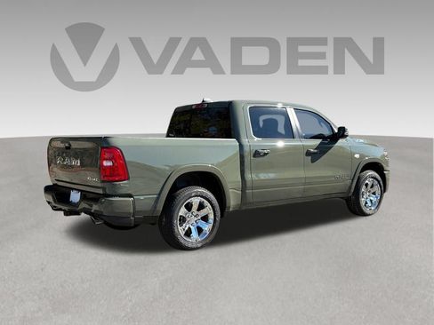 New 2026 RAM 1500 Big Horn AWD/4WD image 17