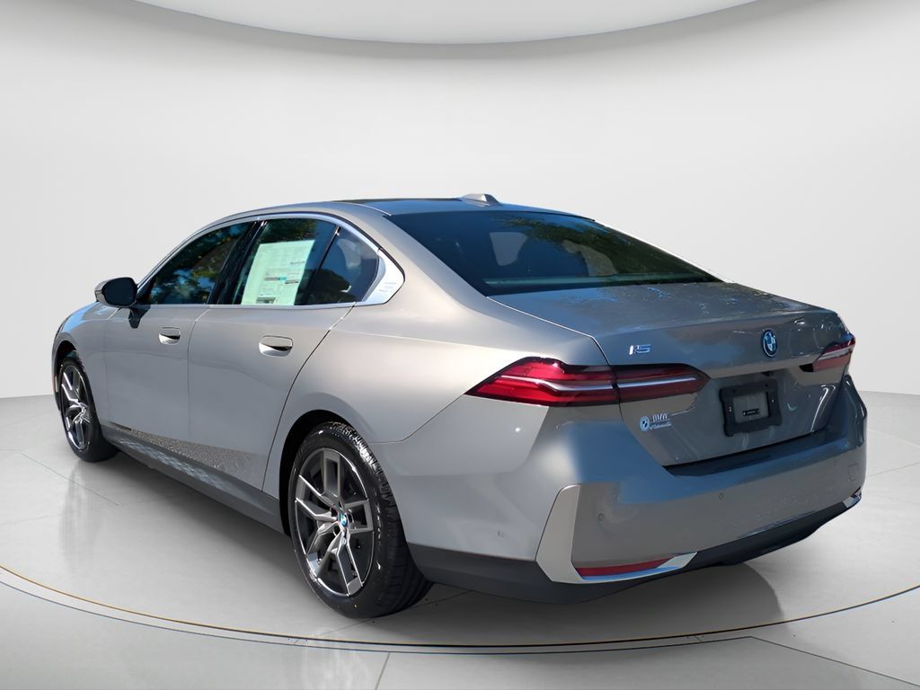 New 2026 BMW i5 eDrive40 RWD image 7