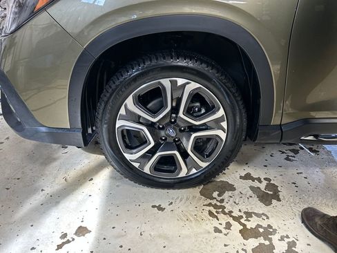 Certified 2024 Subaru Ascent Touring image 12