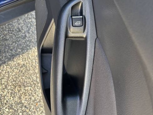 Used 2012 Ford Focus Titanium FWD image 20