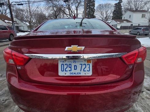 Used 2019 Chevrolet Impala LT w/ Sunroof and Spoiler Package image 9