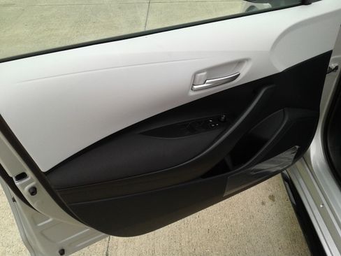 New 2026 Toyota Corolla SE image 6