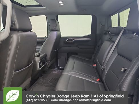 Used 2022 Chevrolet Silverado 1500 LTZ w/ LTZ Premium Package AWD/4WD image 30