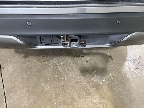 Used 2023 Ford Explorer XLT w/ Equipment Group 202A image 30