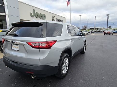 Used 2019 Chevrolet Traverse LS image 8
