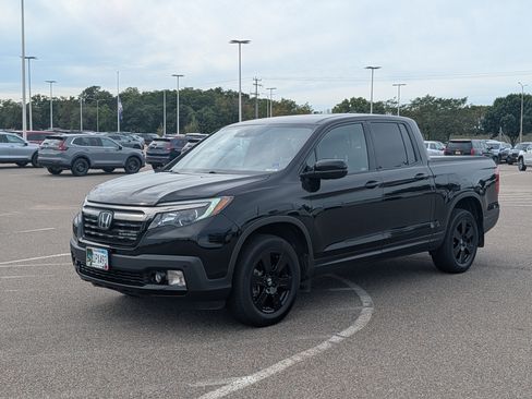 Used 2020 Honda Ridgeline Black Edition image 2