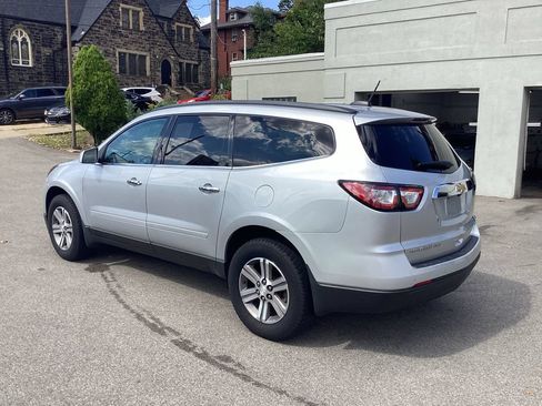 Used 2017 Chevrolet Traverse LT AWD/4WD image 7