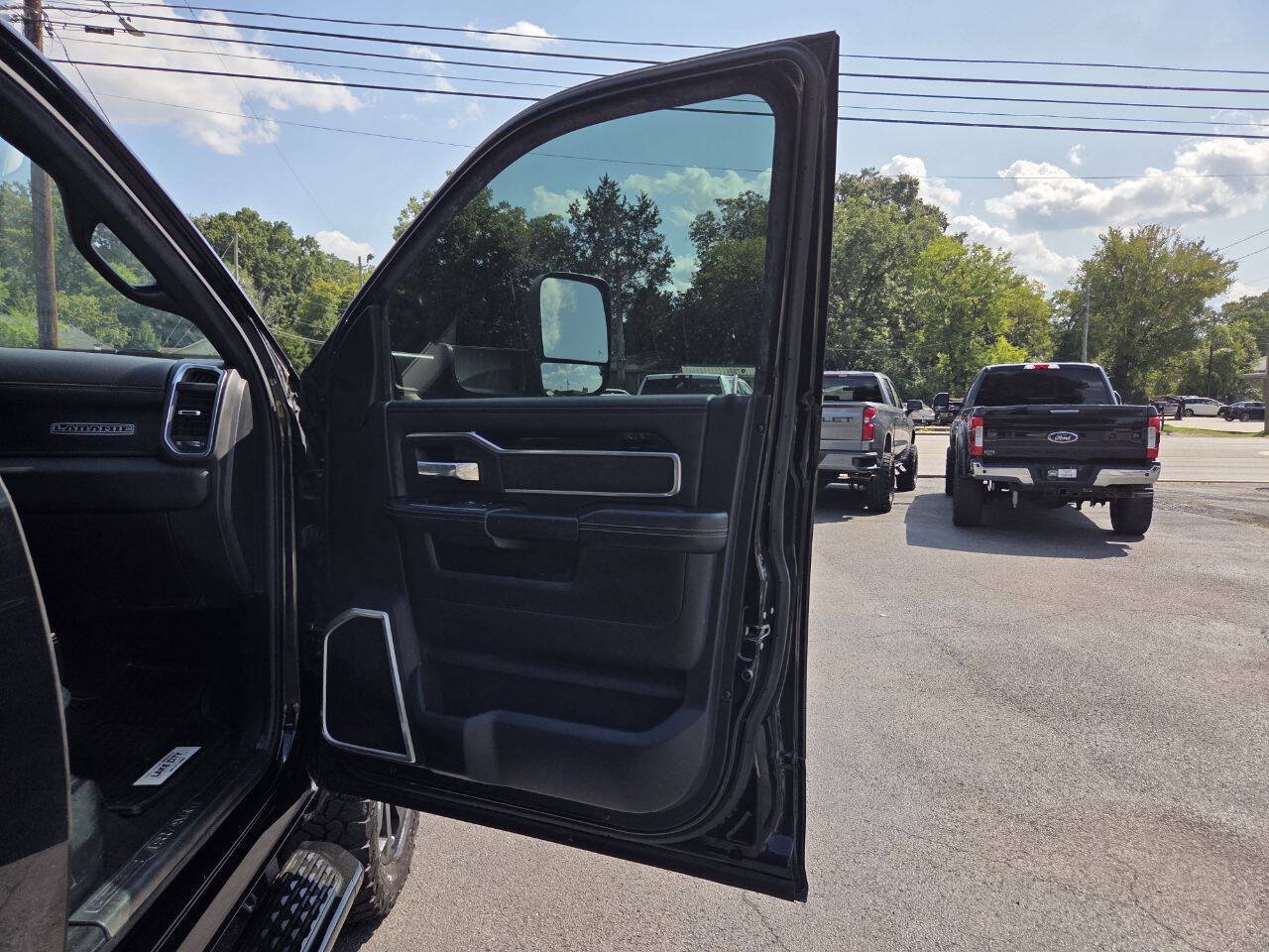 Used 2019 RAM 2500 Laramie w/ Night Edition AWD/4WD image 19