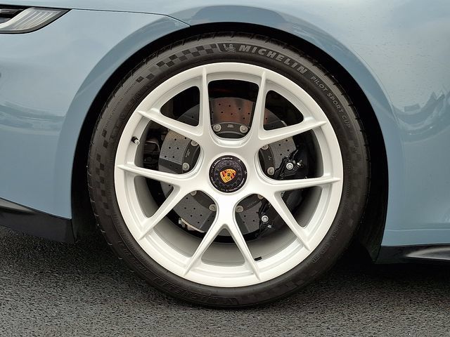 Certified 2024 Porsche 911 GT3 RS RWD image 13