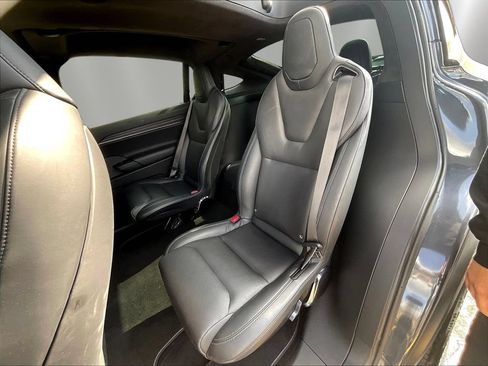 Used 2022 Tesla Model X AWD/4WD image 22