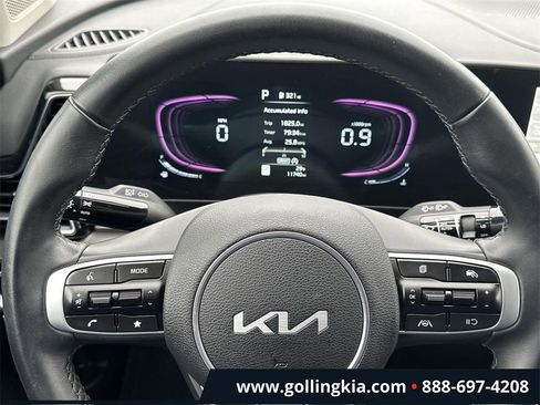Certified 2025 Kia Sportage EX image 18