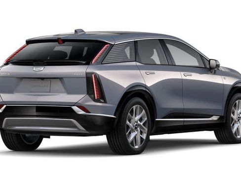 New 2026 Cadillac Optiq Luxury 2 image 63