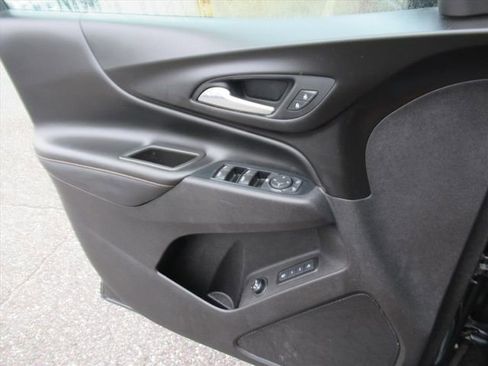 Used 2019 Chevrolet Equinox Premier image 25