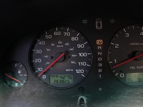 Used 2002 Subaru Outback Wagon AWD/4WD image 7