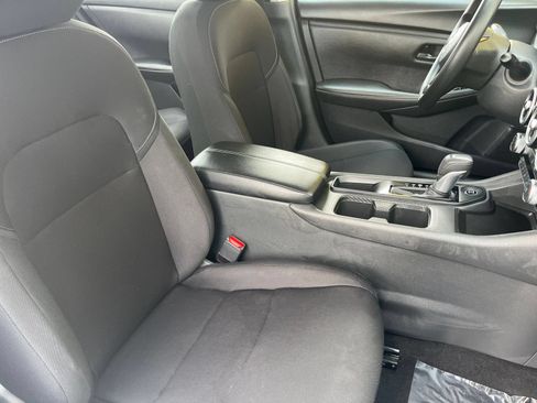 Used 2025 Nissan Sentra S FWD image 41