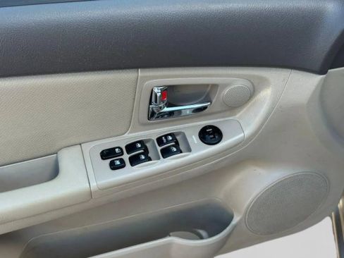 Used 2008 Kia Spectra EX FWD image 12