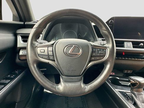 Used 2023 Lexus UX 250h FWD w/ Accessory Package (Z2) image 11