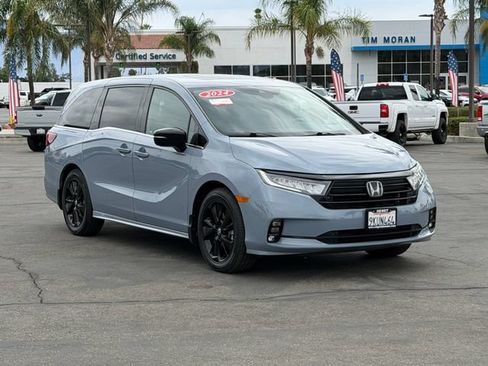 Used 2024 Honda Odyssey Sport image 3