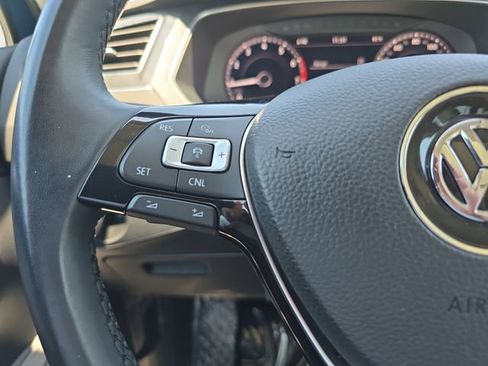 Used 2018 Volkswagen Tiguan SEL Premium AWD/4WD image 20
