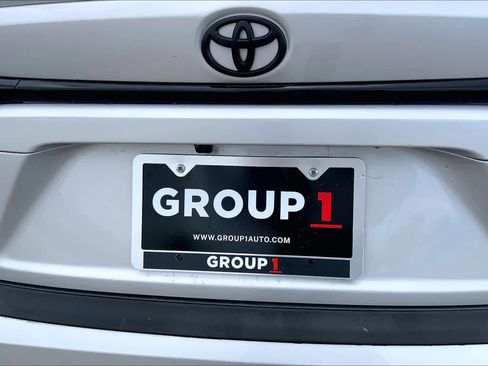 Used 2025 Toyota Corolla SE FWD image 10