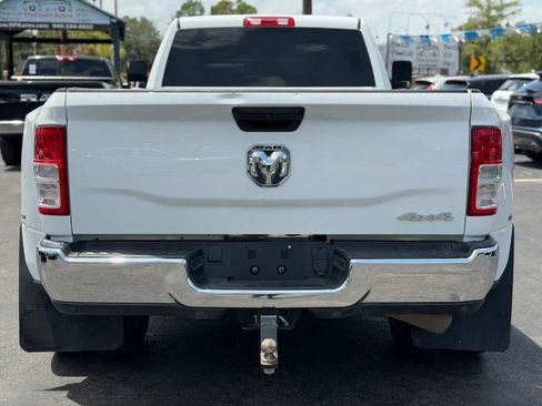 Used 2021 RAM 3500 Tradesman w/ Chrome Appearance Group AWD/4WD image 8