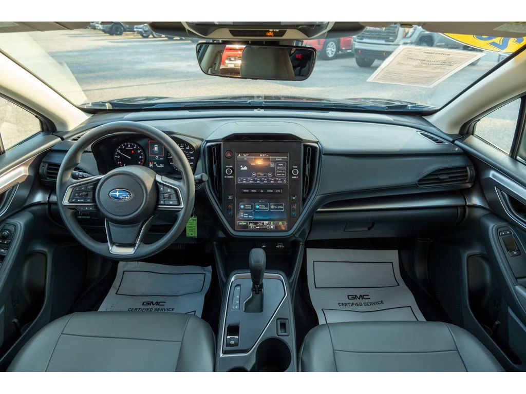 Used 2025 Subaru Impreza 2.0i AWD/4WD image 30