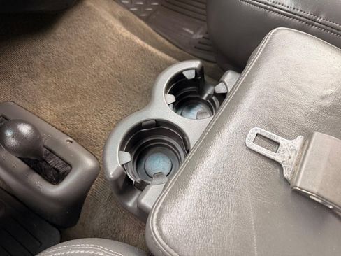 Used 2005 Chevrolet Silverado 1500 LS w/ Light Duty Power Package AWD/4WD image 34