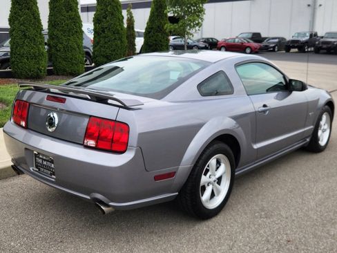 Used 2007 Ford Mustang GT Premium RWD image 4